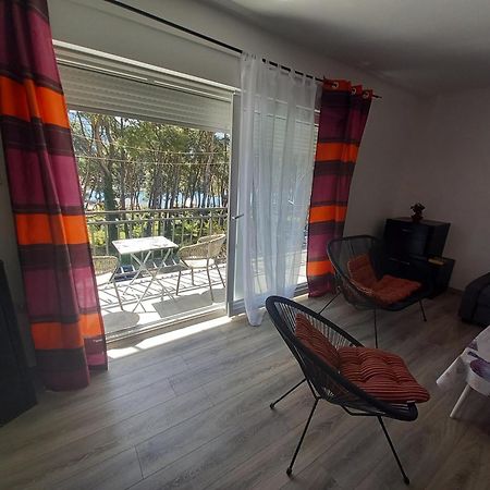 Dinka'S Apartment Stari Grad  Buitenkant foto