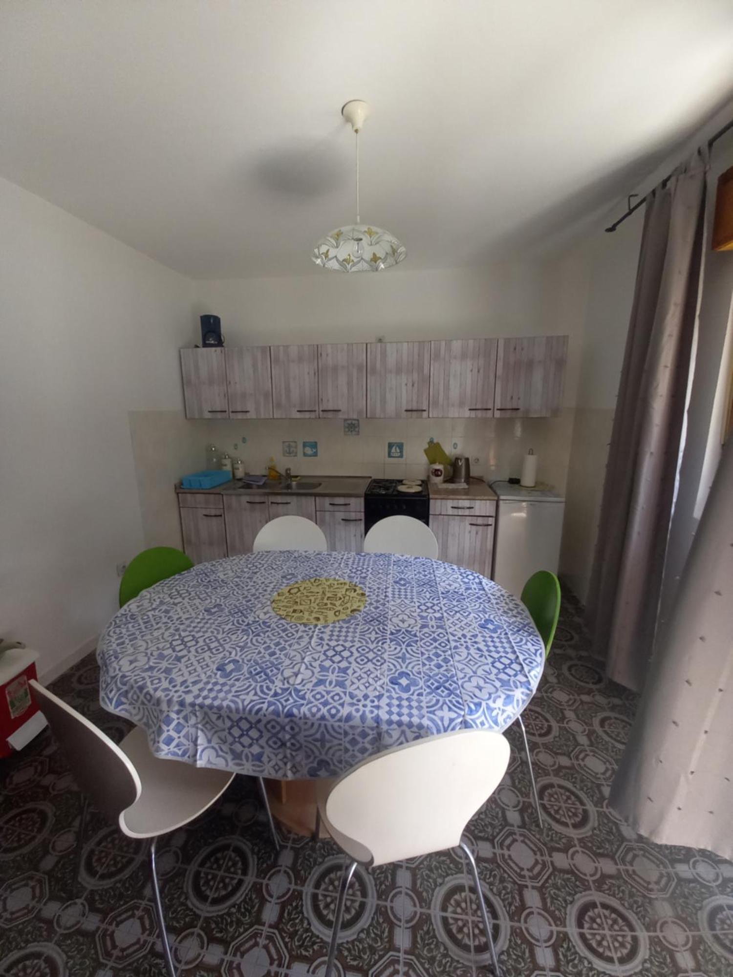 Dinka'S Apartment Stari Grad  Buitenkant foto